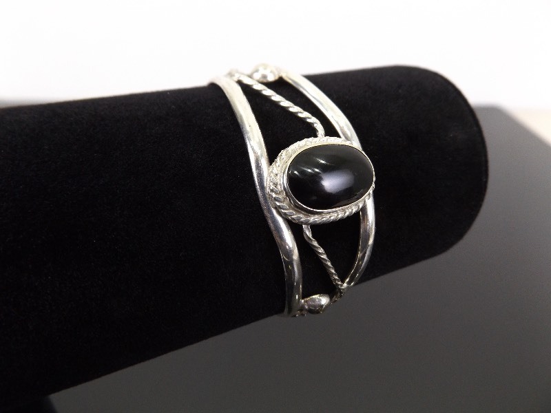 Alpaca Silver Black Onyx Cabochon Open Cuff Bracelet