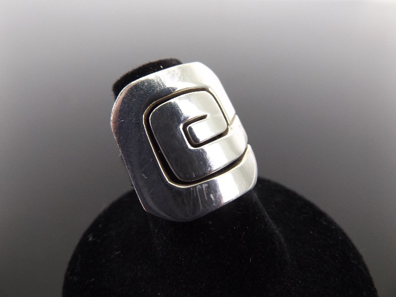 .925 Sterling Silver Artisan Ring Size 5.75