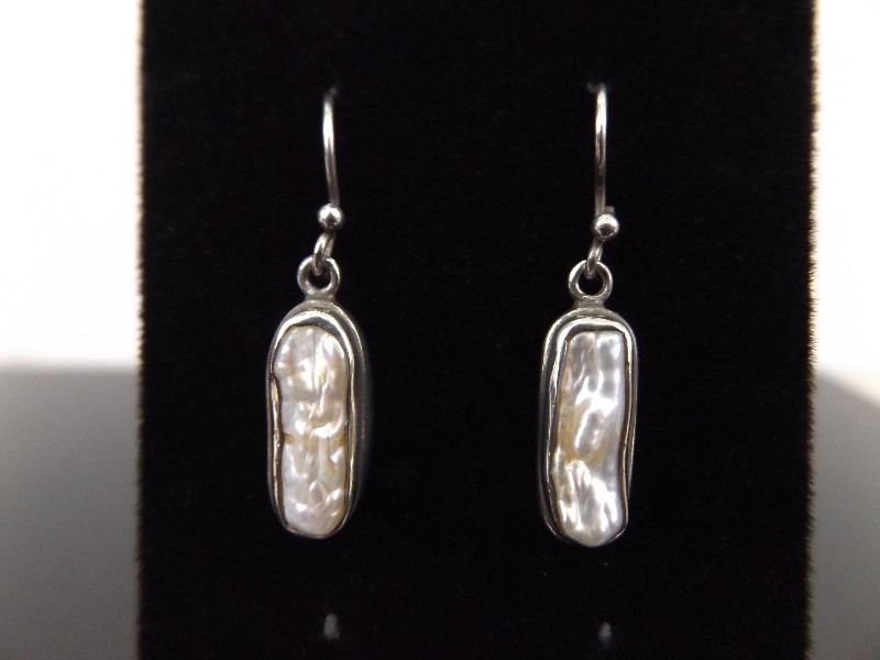 .925 Sterling Silver Freshwater Pearl Earrings