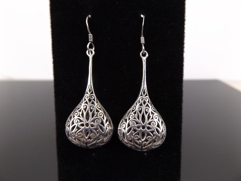 .925 Sterling Silver Art Nouveau Filigree Dangle Earrings