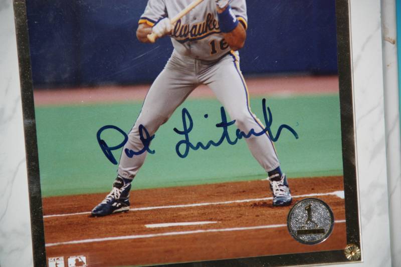 lot 56 image: Pat Listach 8x10 Photo Plaque Auto