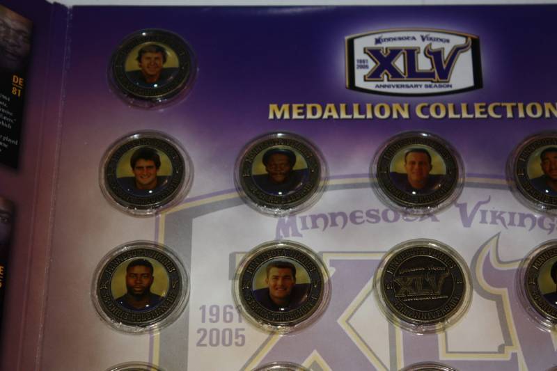 2005 Minnesota Vikings Star Tribune Medallion Collection Set, Pop Culture  Archives, Premium Collectibles Auction, April 2019