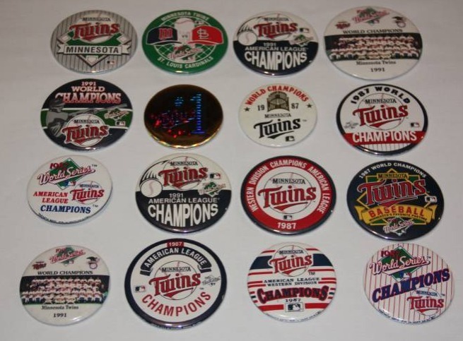 lot 111 image: Lot of 16 Different Minnesota Twins Buttons