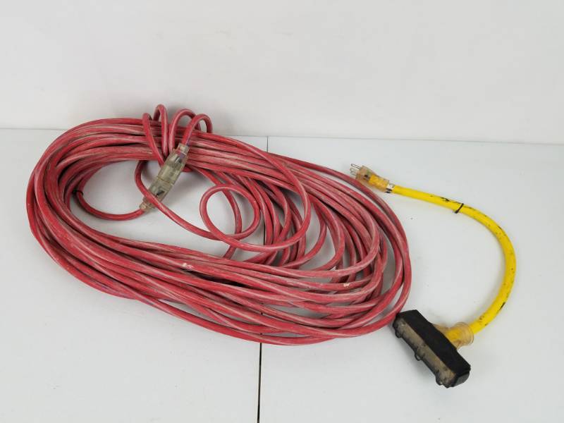 lot 23 image: Very long Heavy Duty Extension Cord