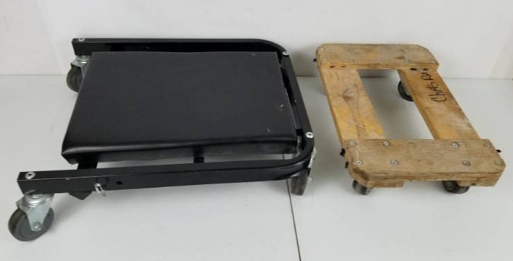lot 24 image: Creeper seat and floor roller