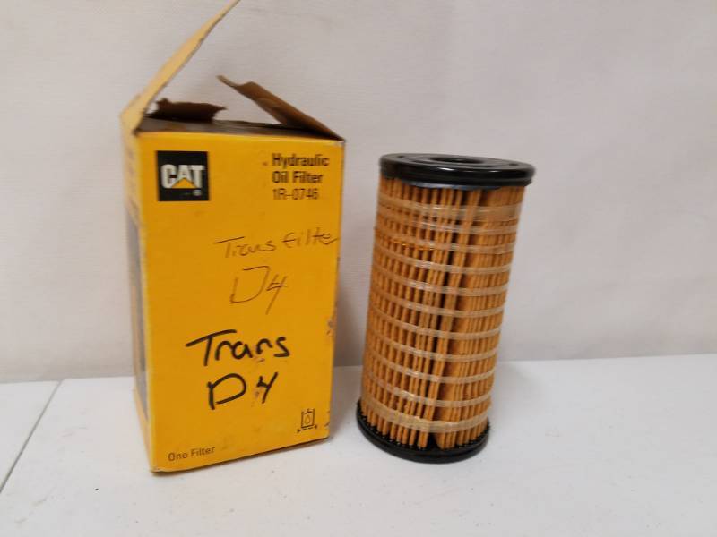 lot 70 image: CAT Hydraulic Oil Filter 1R - 0746