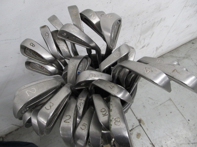 lot 13 image: Bag Full of PING Irons 