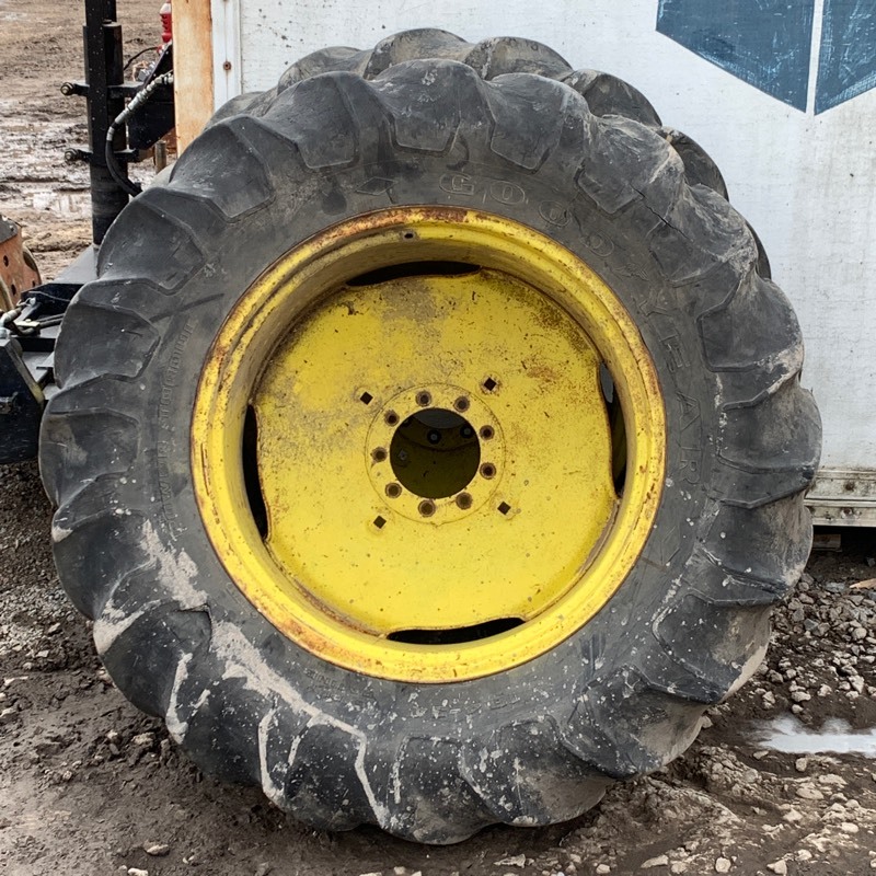 (2) John Deere 4020 Tractor Wheels & Tires
