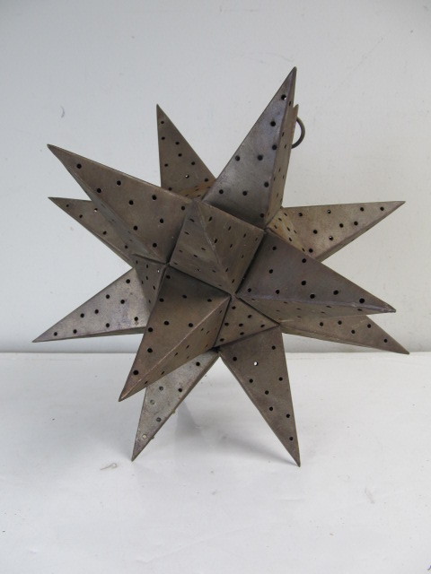 lot 51 image: Pierced Metal 3-Dimensional Hanging Candle Holder
