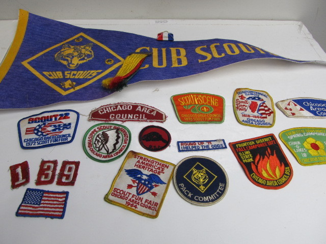 lot 107 image: Group of Vintage Boy Scout Patches & Pennant