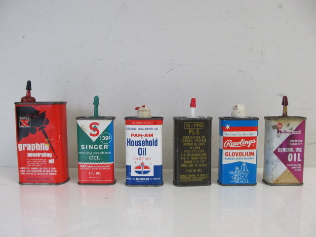 lot 128 image: Group of Vintage Advertising Oil Cans