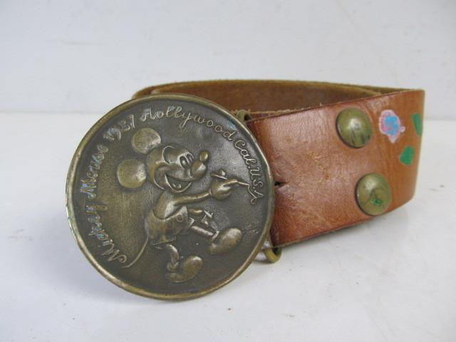 lot 137 image: Old Vintage Brass MICKEY MOUSE Belt Buckle wBelt