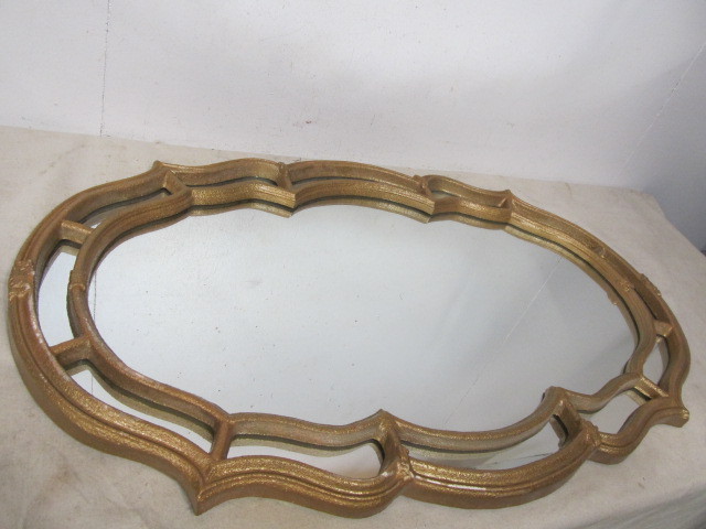 lot 163 image: Large Ornate Gold Wall Mirror