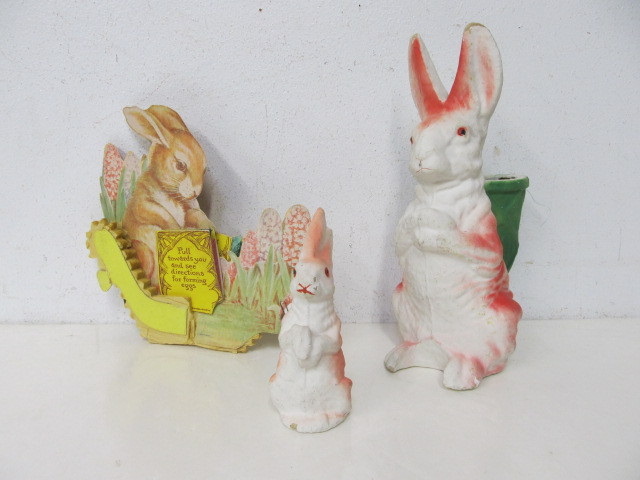 lot 188 image: Group of Vintage 1930s-40s Paper Mache etc Easter Bunnies