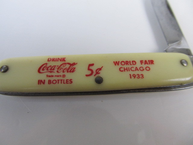 lot 204 image: 1933 COCA COLA Chicago Worlds Fair Pocket Knife