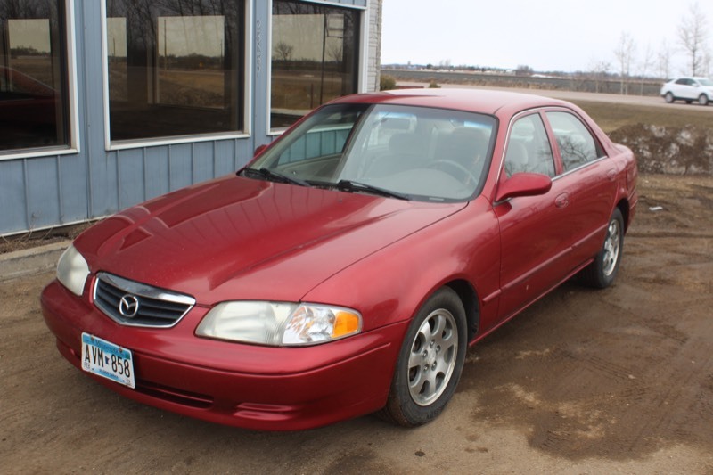 2000 Mazda 626 LX