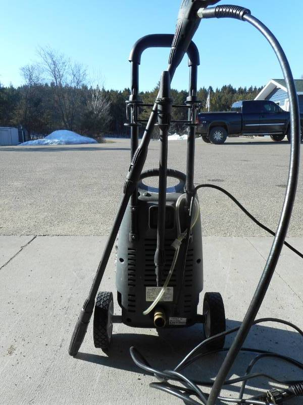 Pressure Washer