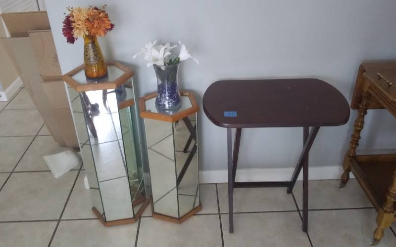 2-Mirrored Stands, TV TrayTable