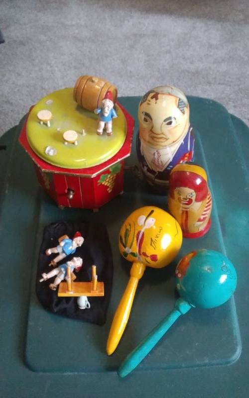 Music Box Made In Switzerland, Nesting Dolls, Music Toys (Merracas)