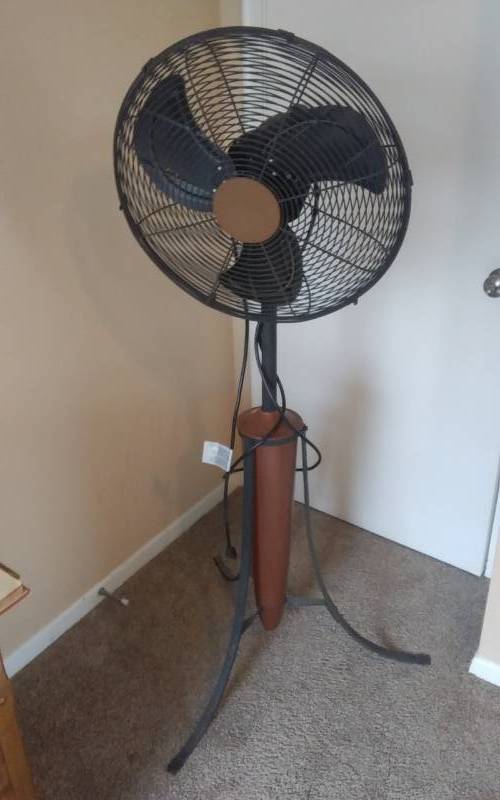 Holmes Stand-Up Fan