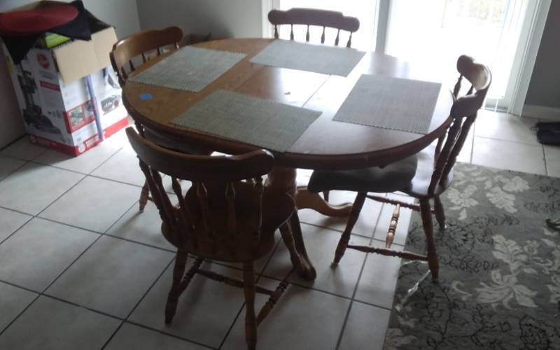 Dining Table With 4 Chairs