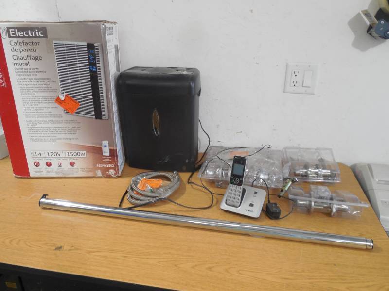 lot 23 image: ASSORTED HANDYMAN LOT