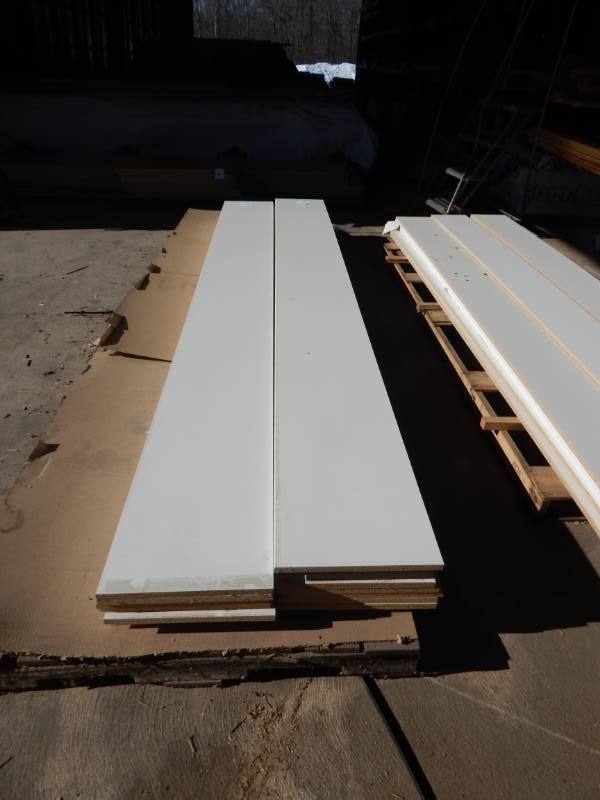 lot 10 image: 16 x 12 White Shelving