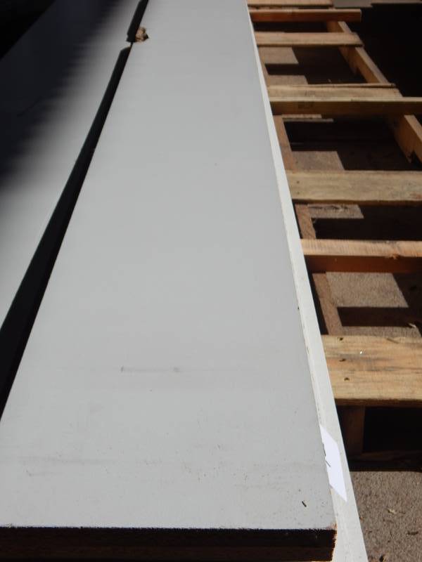 lot 12 image: 12 x 12 White Shelving
