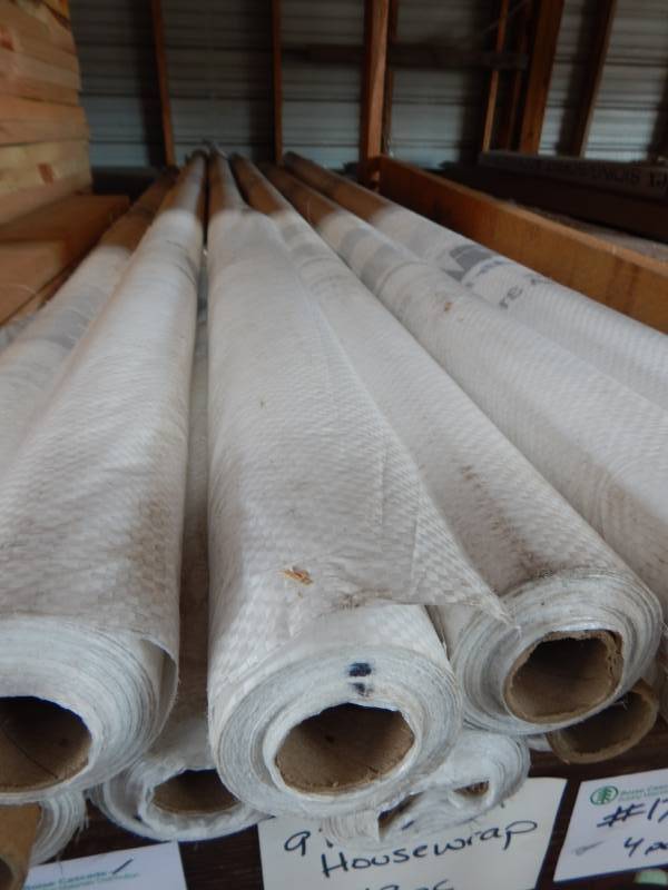 lot 17 image: 9 x 100 Housewrap