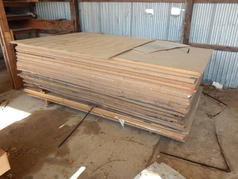 lot 19 image: Lot of 4 x 8  sheets