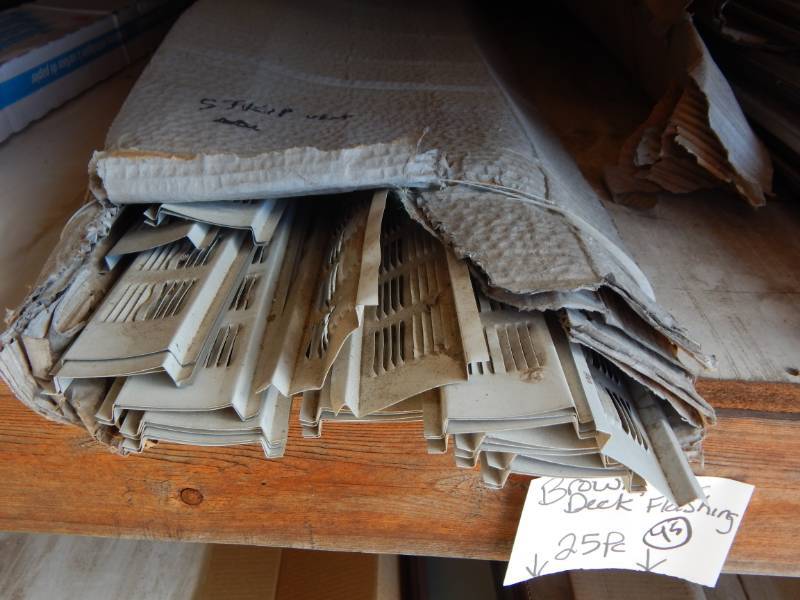 lot 32 image: White continuous soffit vent 10
