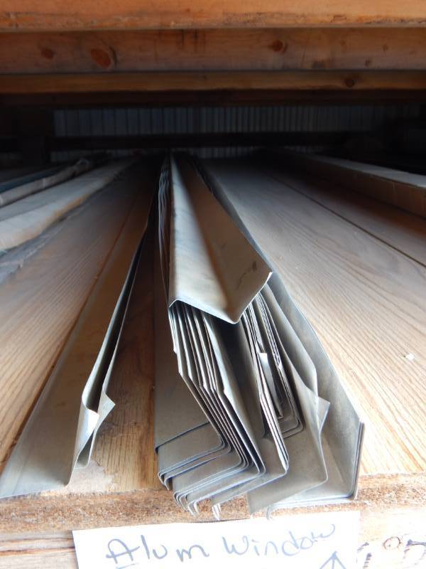 lot 33 image: Aluminum window drip cap 10