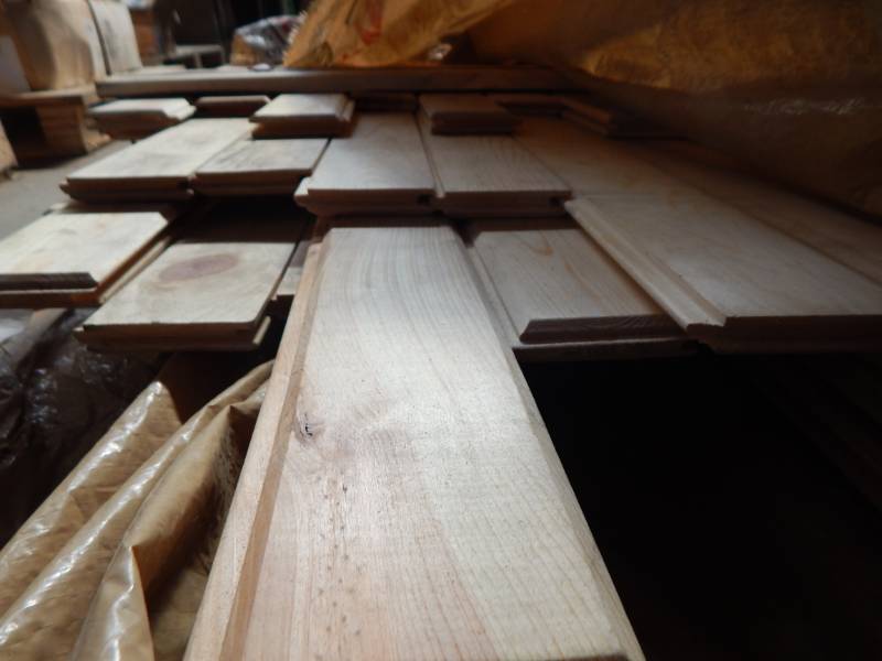 lot 77 image: 1x4 Pine Tongue & Groove Endmatched Paneling