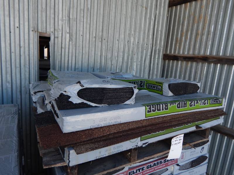 lot 96 image: Tamko Hip & Ridge