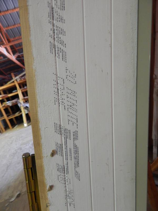 lot 99 image: 30 garage service door