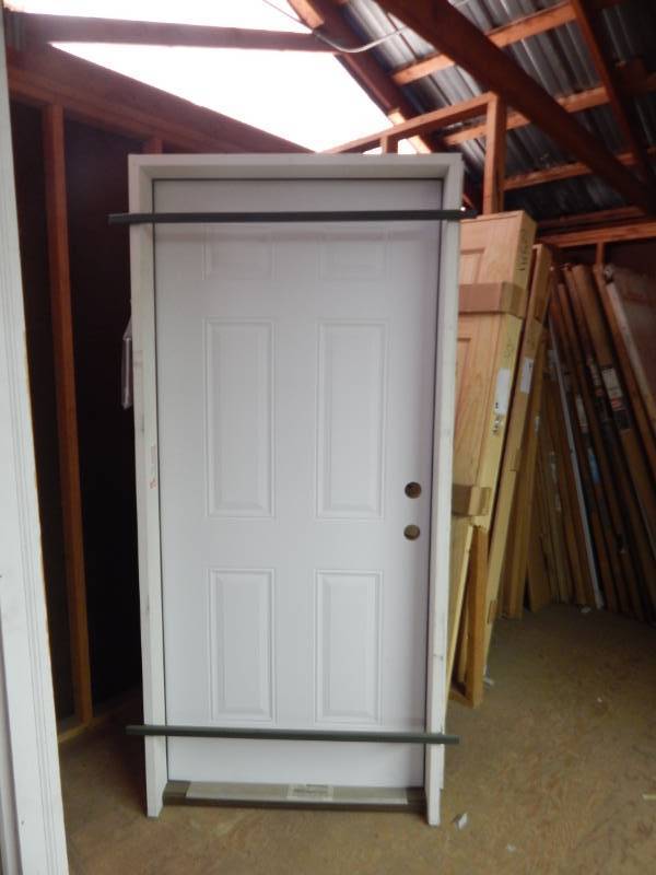 lot 101 image: 30 garage service door