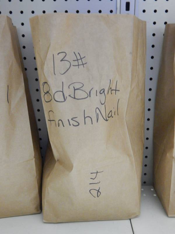 lot 214 image: 8d bright finish nail