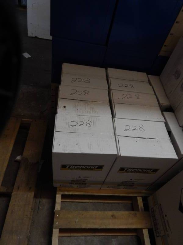 lot 228 image: 29 ounce subfloor adhesive