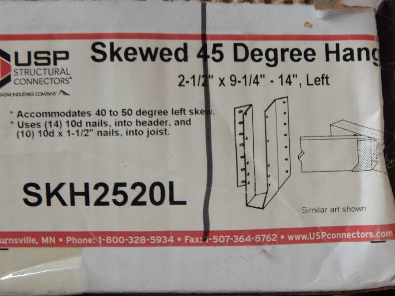 lot 251 image: Metal construction hangers (USPKantsag and Simpson Brands)
