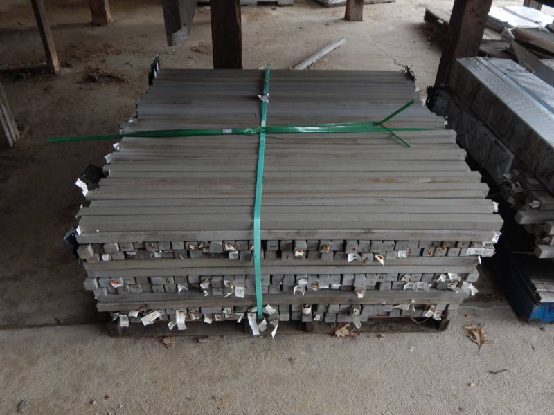 lot 263 image: Rhinodeck composite spindles