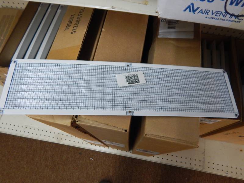 lot 288 image: White under eave vent
