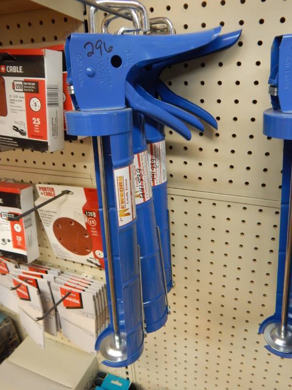 lot 296 image: 29 ounce caulk guns