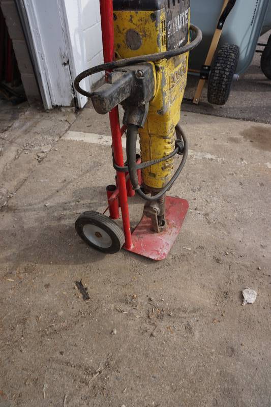 lot 15 image: Bosch Brutt Electric Jack Hammer With Dolly Cart