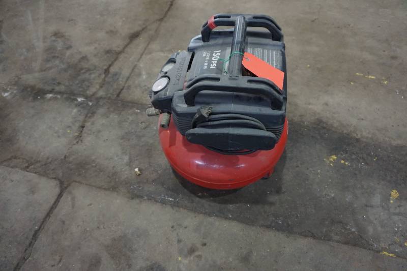 lot 27 image: Porter Cable 150 PSI 6 Gallon Pancake Air Compressor
