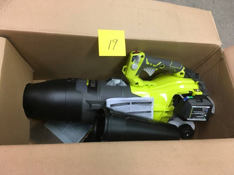 lot 19 image: RYOBI 160 MPH 520 CFM 25cc Gas Jet Fan Blower in good condition