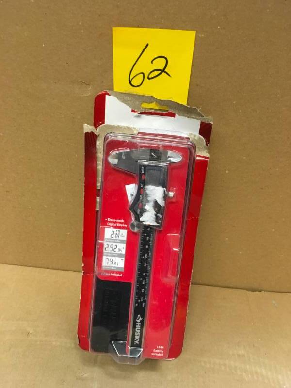 lot 62 image: Husky 6 in. 3-Mode Digital Fractional Caliper in good condition