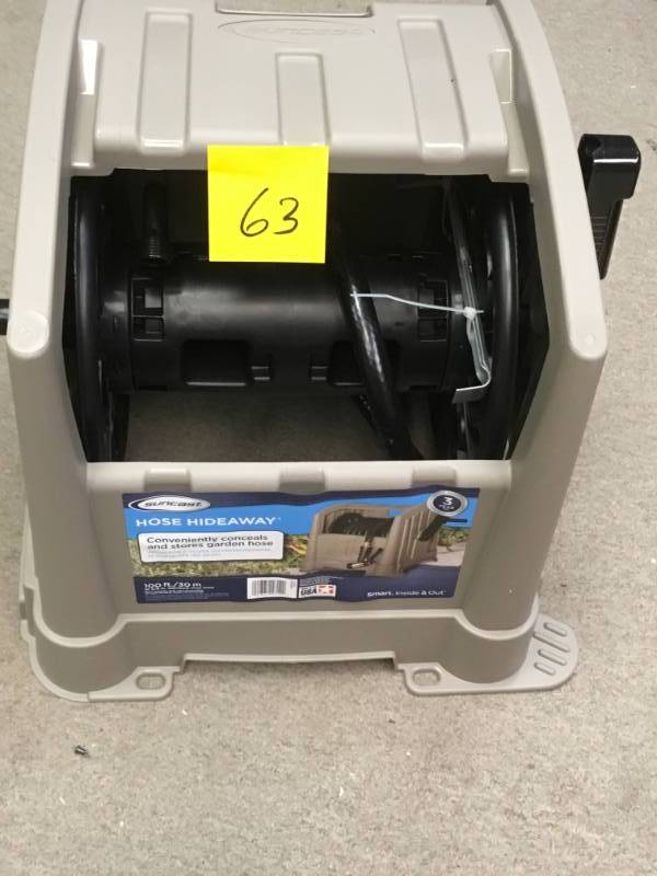 lot 63 image: Suncast PHT100 Hose Reel with Tracker Hose Hideaway in good condition