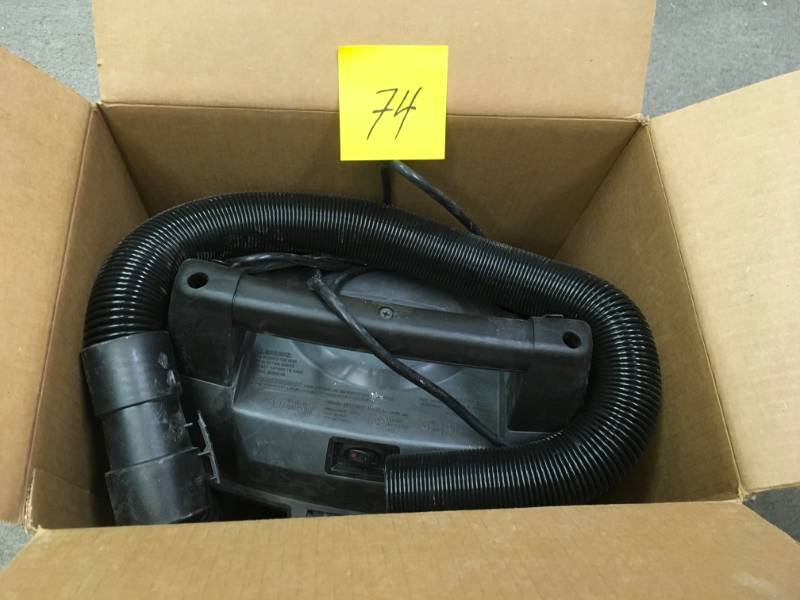 lot 74 image: RIDGID 3 Gal. 3.5-Peak HP Portable Pro WetDry Vacuum USED in good condition