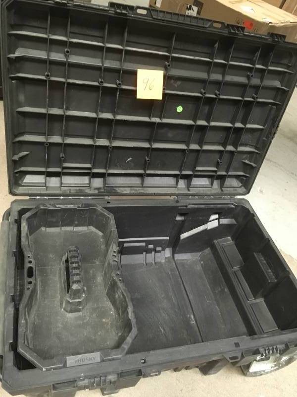 lot 96 image: HUSKY 25 GAL MOBILE TOOL BOX BLACK ONE LATCH BROKEN otherwise in good shape