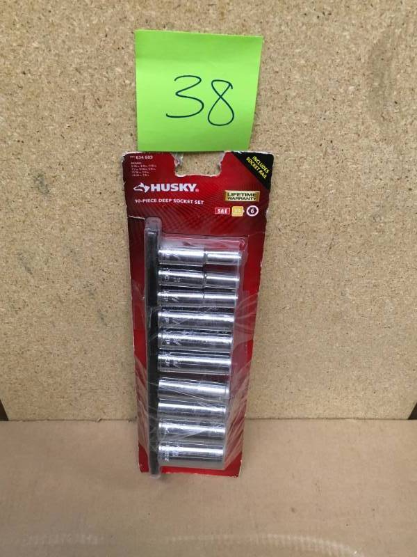 lot 38 image: Husky 38 in. Drive Deep SAE Socket Set (10-Piece) in good condition